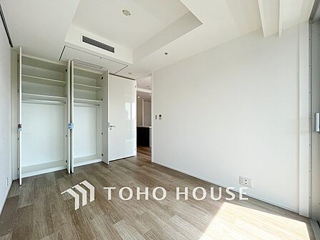 1日の疲れを癒し、心地よく寛げるようゆったりとした広さを確保しています。