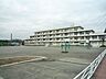 周辺：横浜市立嶮山小学校
