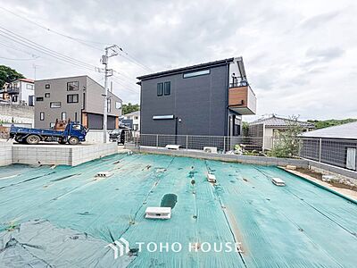 外観:時間のゆとりと空間、爽やかな陽光がもたらす光と風を贅沢なまでに感じる暮らしが始まります。 外観:時間のゆとりと空間、爽やかな陽光がもたらす光と風を贅沢なまでに感じる暮らしが始まります。