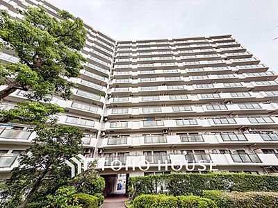 外観:時代の流れに惑わされないシックなカラートーンで街並みに溶け込む外観。 外観:時代の流れに惑わされないシックなカラートーンで街並みに溶け込む外観。