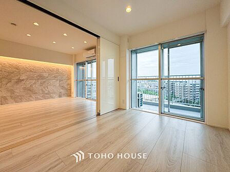 家族一人ひとりの大切なプライベート空間。感性で個性的に飾って頂けるようシンプルに仕上げてあります。