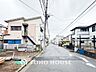 外観：前面道路含む現地写真『快適』は「家」と「街」と「環境」が調和した時に訪れるだと改めて感じさせてくれます。