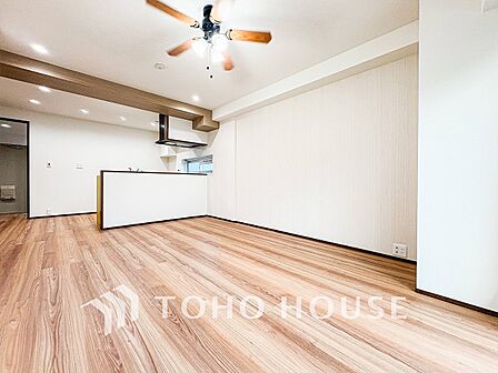 空気感という居心地の良いBGMは、暮らしのステージを彩り、心のやすらぎと満足感を与えてくれます。