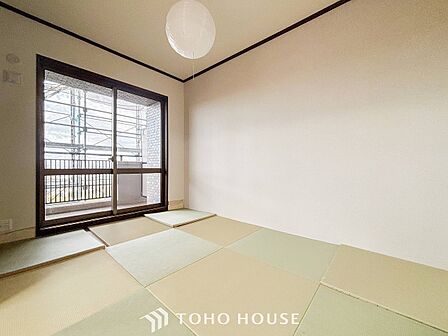 来客時や一息つきたいときなどに利用できる用途多様な空間です。