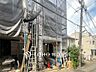 外観：爽やかな青空の下に贅沢なほどに降り注ぐ陽光、豊かな居住性と、クオリティが見事に調和した住空間。