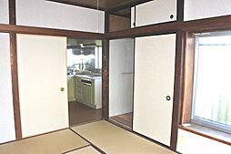 居間