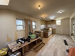 居間