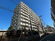 高台の閑静な住宅街に立地。恵比寿駅、目黒駅を利用できどこでも快適アクセス！