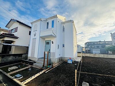 外観：◆仲介手数料無料！！◆調布市飛田給1丁目◆新築戸建て◆　LINEでのお問い合わせも可能です♪　https://works.do/R/ti/p/daiki@daikifudousan