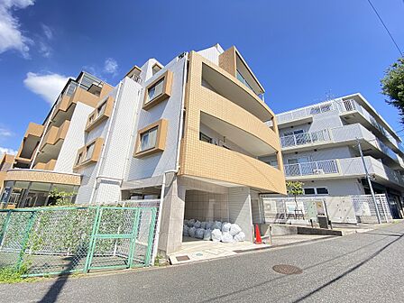 季節の移ろいを楽しみながら、心安らぐ時間を過ごせる環境です。