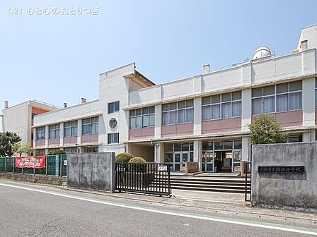 大和市立福田小学校 343m