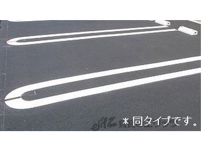 18 / 27