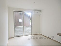 JR東海道・山陽本線 草津駅 徒歩13分の賃貸アパート 1階ワンルームのリビング/ダイニング