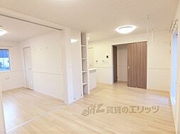 近江鉄道近江本線 八日市駅 4.6kmの賃貸アパート 2階2LDKのリビング/ダイニング