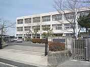 治田西小学校まで200メートル