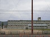 滋賀県立八日市南高等学校まで2900メートル