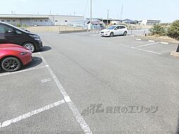 7 / 10