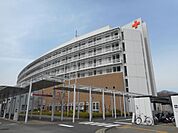 病院「秦野赤十字病院まで1500m」