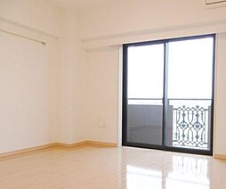 グリフィン・武蔵新城弐番館 2階1Kのリビング/ダイニング