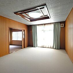 居間