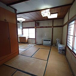居間