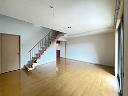 JR京浜東北・根岸線 磯子駅 徒歩22分の賃貸テラスハウス 2LDKのリビング/ダイニング