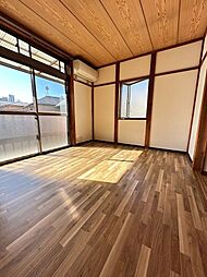 グリーンハイム 201 2階1Kのリビング/ダイニング