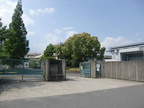 画像24:【中学校】和泉市立 富秋中学校まで874ｍ