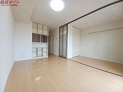 クレスト菰野 1階1LDKのリビング/ダイニング