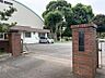 周辺：犢橋中学校まで徒歩約8分●校訓「愛犢生誇（あいとくせいこ）」教育目標「心身ともに健康で、学習に意欲を持ち、節度ある生活のできる生徒を育てる。」
