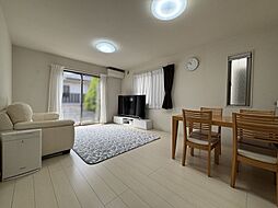 習志野市袖ケ浦6丁目 4LDKのリビング/ダイニング