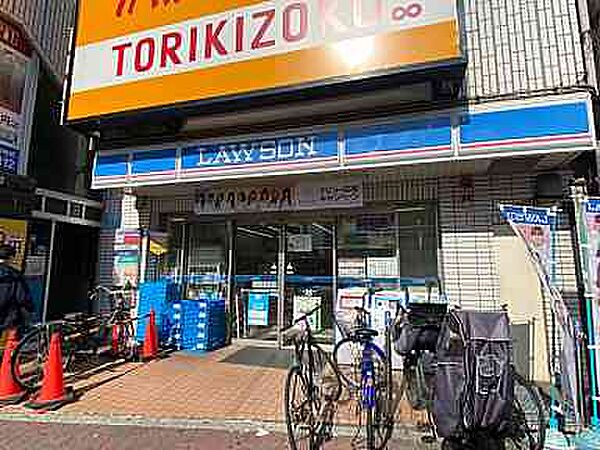 画像29:【コンビニエンスストア】ローソン大国町駅前店まで213ｍ