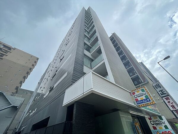 パウゼ堺筋 ｜大阪府大阪市中央区博労町1丁目(賃貸マンション1LDK・13階・48.03㎡)の写真 その1