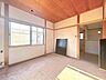 その他：【内外装リフォーム中9/28更新】2階の洋室約7帖です。畳からフロアへ変更します。お子さまのお部屋にいかがでしょうか。天井壁クロス貼り替え、フロア張り替え、照明交換、他。
