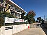 周辺：鷲塚小学校 620m