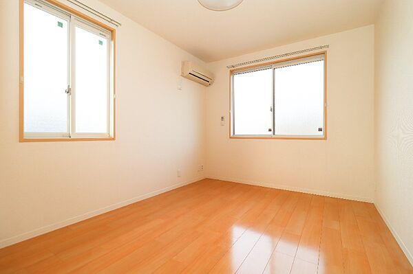 apartment 茨城県古河市下大野
地図を見る