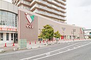 コモディイイダ古河駅前店 853m