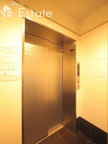 画像28:エレベーター