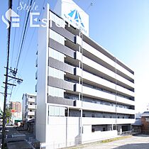 メイプル岩塚本通  ｜ 愛知県名古屋市中村区岩塚本通４丁目（賃貸マンション1K・6階・28.04㎡） その1