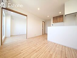 シュガーローフパーク浄心 4階1LDKのリビング/ダイニング