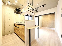 Amirl Premier Heian-dori 201 2階1LDKのリビング/ダイニング