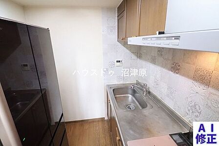 ※現況家具等有、売主様のプライバシーに配慮しCG加工により家具等消去した画像となり、現況との相違がある場合は現況を優先致します。