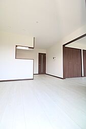 グランオペラ 105 1階2LDKのリビング/ダイニング