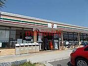 セブンイレブン茨木穂積台店 581m