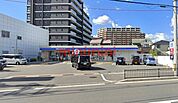 ローソン高槻別所中の町店 189m
