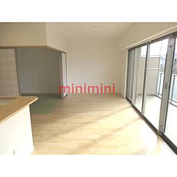 ラウロ相川リーヴァ 302 3階3LDKのリビング/ダイニング