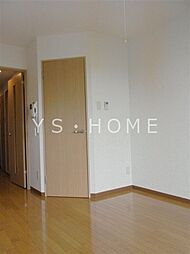 ビイルーム小金井 4階1Kのリビング/ダイニング