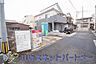外観：前面道路でお車を駐車するのも楽々。