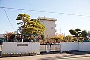 周辺環境-中学校(320m)南中学校