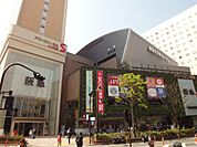 阪急百貨店 大井食品館（276m）